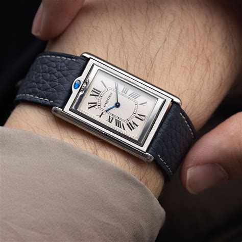 cartier tank basculante.